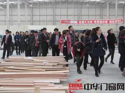 2013年大自然木門 以培訓(xùn)為先導(dǎo)，驅(qū)動門窗銷售增長